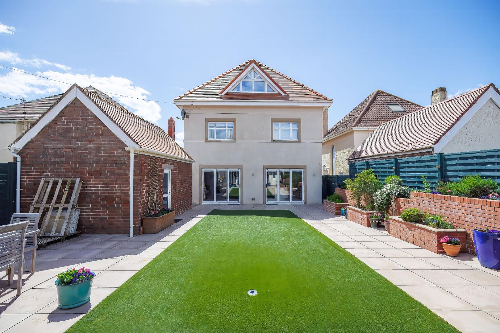 West Drive, Porthcawl, Bridgend County Borough, CF36 3LS